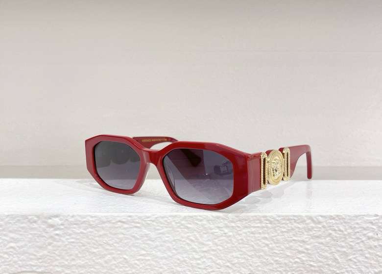 Picture of Versace Sunglasses _SKUfw55244812fw